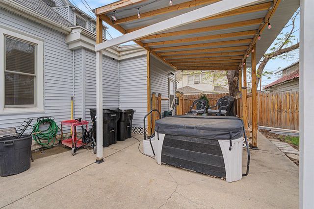 407 Putnam Ave, Salina, KS 67401