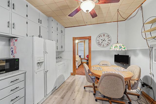 407 Putnam Ave, Salina, KS 67401