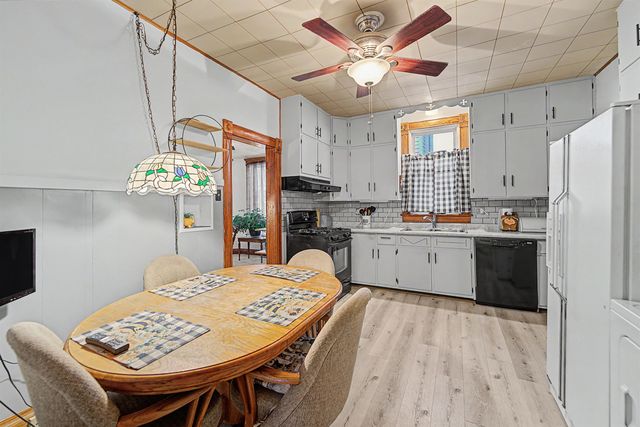407 Putnam Ave, Salina, KS 67401