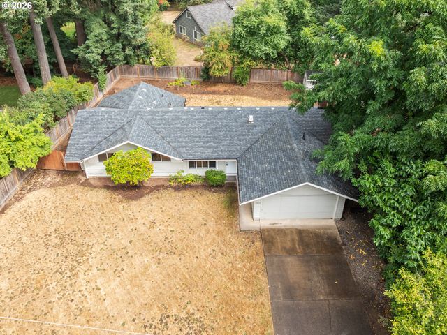 19222 BENFIELD Ave, Lake Oswego, OR 97035