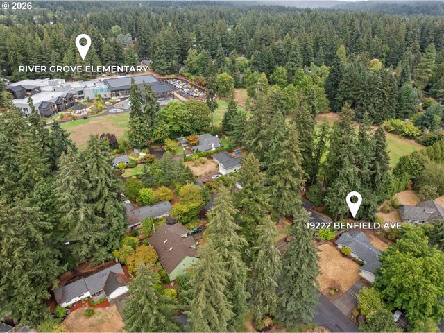 19222 BENFIELD Ave, Lake Oswego, OR 97035
