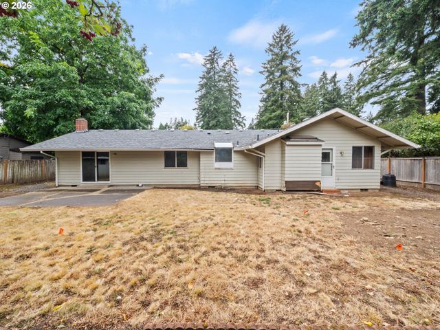 19222 BENFIELD Ave, Lake Oswego, OR 97035