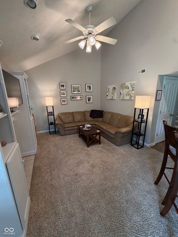 17870 Village Center Drive, Noblesville, IN 46062