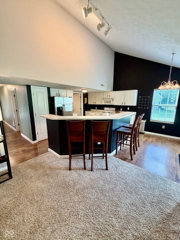 17870 Village Center Drive, Noblesville, IN 46062