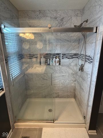 17870 Village Center Drive, Noblesville, IN 46062