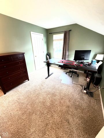 17870 Village Center Drive, Noblesville, IN 46062