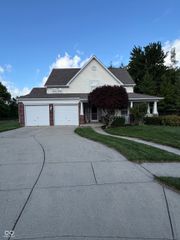 17870 Village Center Drive, Noblesville, IN 46062