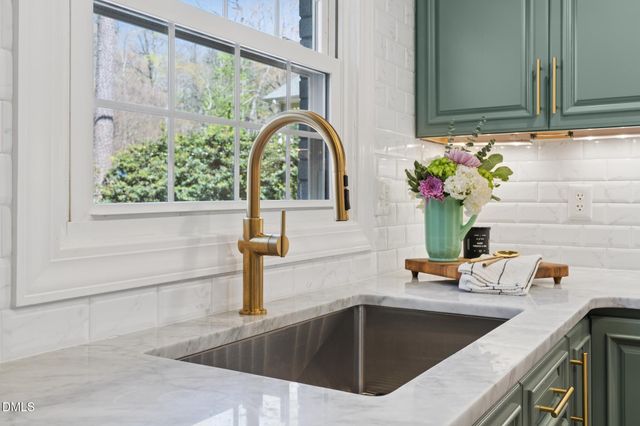 1104 Temple Street, Raleigh, NC 27609