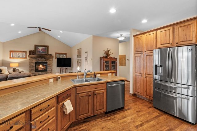 67 Upper Rainbow Road, Bozeman, MT 59718