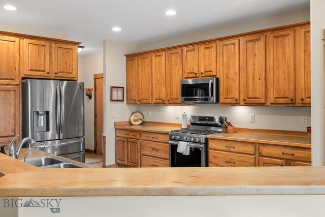 67 Upper Rainbow Road, Bozeman, MT 59718
