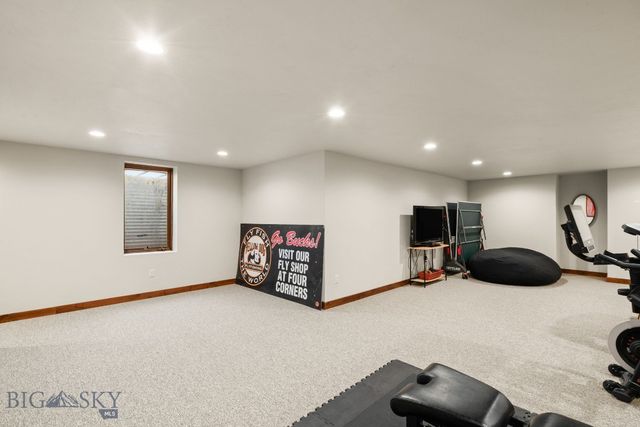 67 Upper Rainbow Road, Bozeman, MT 59718