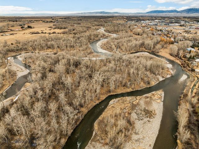 67 Upper Rainbow Road, Bozeman, MT 59718