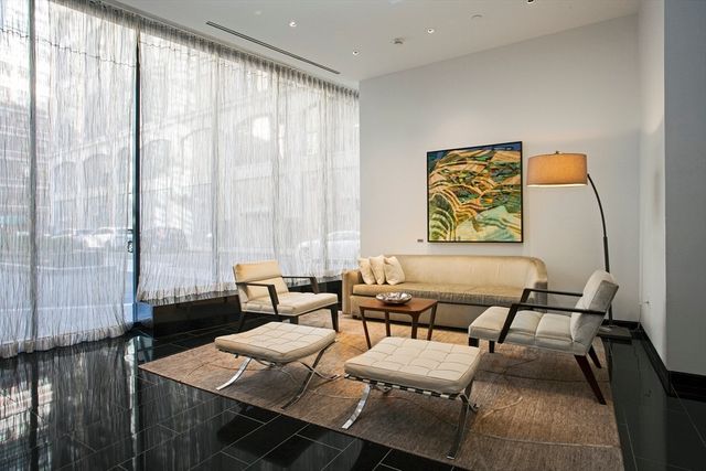 580 Washington 1407, Boston, MA 02111