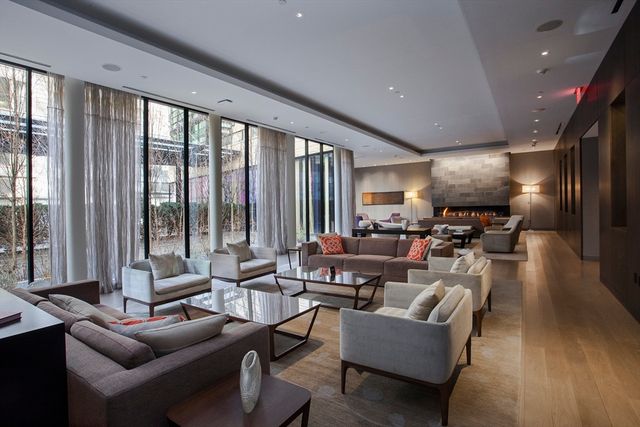 580 Washington 1407, Boston, MA 02111