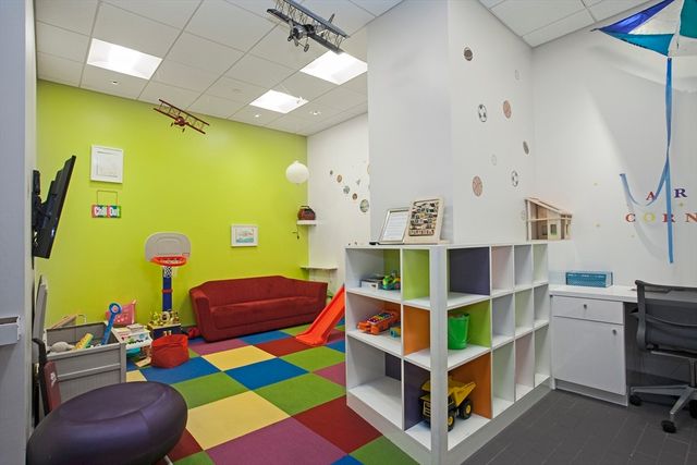 580 Washington 1407, Boston, MA 02111