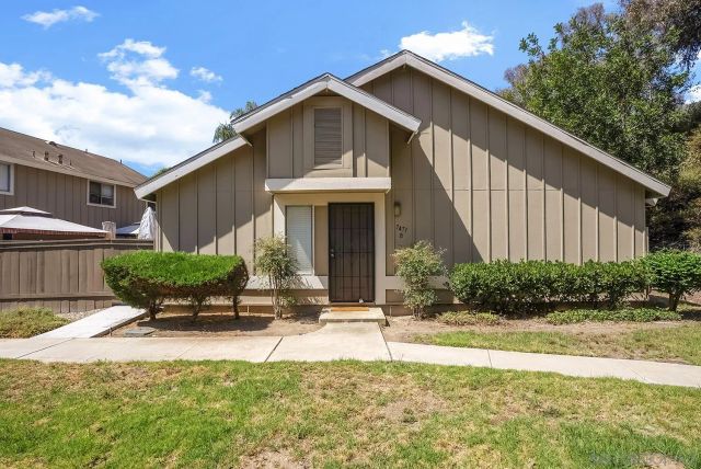 7471 Tooma St Unit B, San Diego, CA 92139