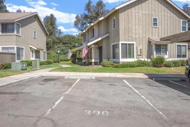 7471 Tooma St Unit B, San Diego, CA 92139