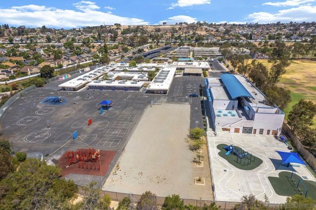 7471 Tooma St Unit B, San Diego, CA 92139