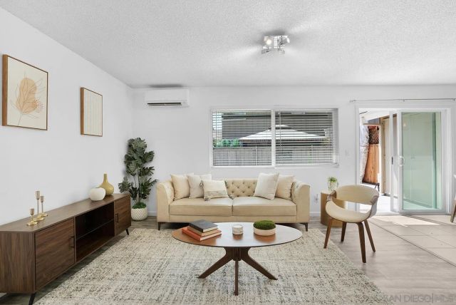 7471 Tooma St Unit B, San Diego, CA 92139