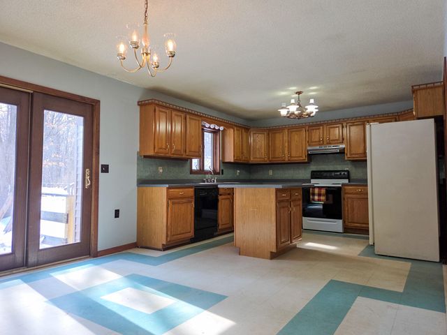 294 Chandler Road, Moira, NY 12957