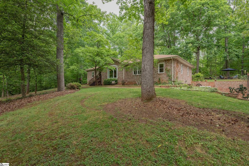 310 Beechwood Drive, Greer, SC 29651