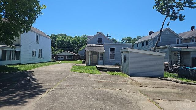 208 Bank Avenue, St Bernard, OH 45217