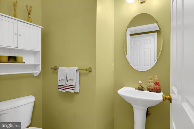 219 MALL RD, Glen Burnie, MD 21061