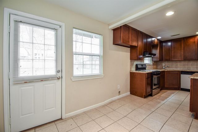 6430 Saxet Street, Houston, TX 77055