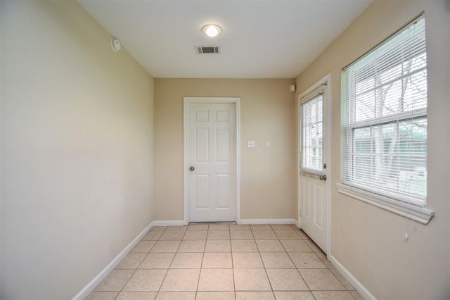 6430 Saxet Street, Houston, TX 77055