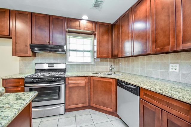6430 Saxet Street, Houston, TX 77055