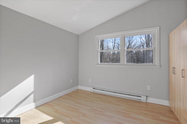 1127 AUDUBON RD, Hedgesville, WV 25427