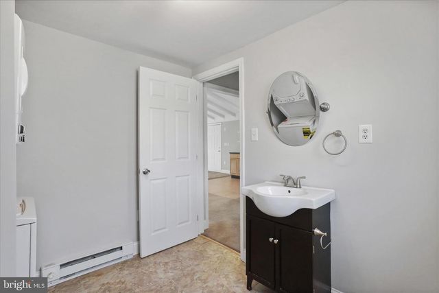 1127 AUDUBON RD, Hedgesville, WV 25427