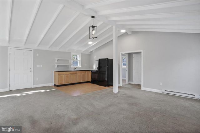 1127 AUDUBON RD, Hedgesville, WV 25427