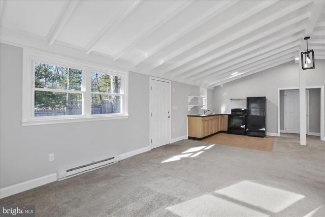 1127 AUDUBON RD, Hedgesville, WV 25427