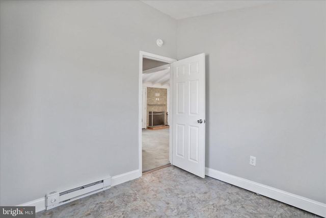 1127 AUDUBON RD, Hedgesville, WV 25427