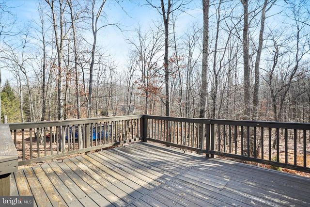 1127 AUDUBON RD, Hedgesville, WV 25427