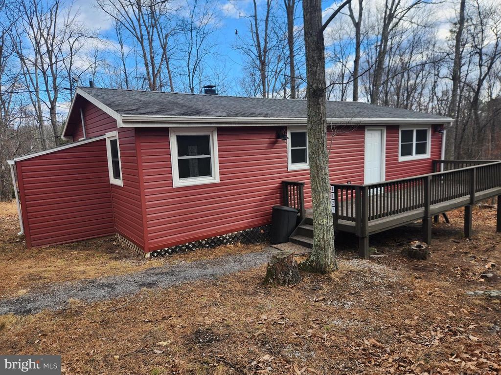 1127 AUDUBON RD, Hedgesville, WV 25427