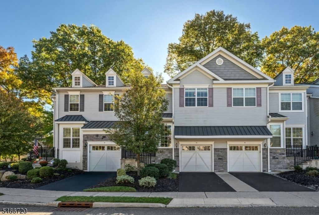 16 Pineview Dr 202, Waldwick Boro, NJ 07463 — exterior