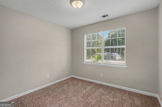 560 E Country Woods Drive, Covington, GA 30016