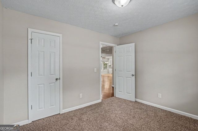 560 E Country Woods Drive, Covington, GA 30016