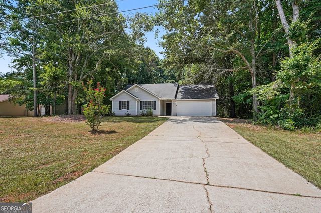 560 E Country Woods Drive, Covington, GA 30016