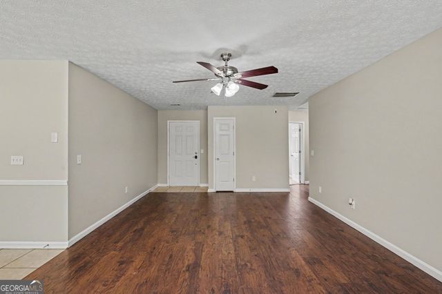 560 E Country Woods Drive, Covington, GA 30016