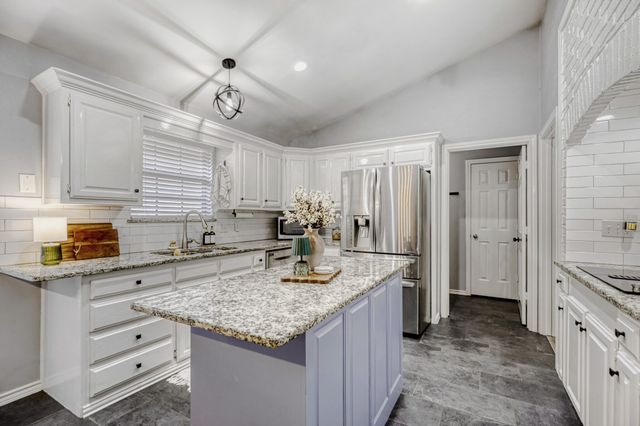 1716 Tawakoni Lane, Plano, TX 75075