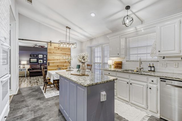 1716 Tawakoni Lane, Plano, TX 75075