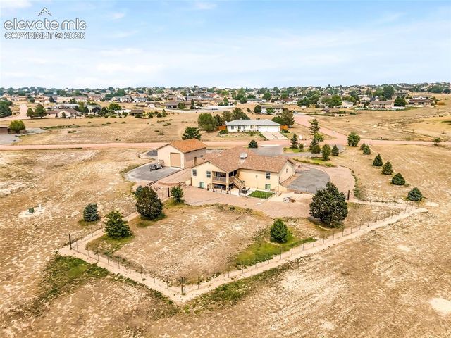 1165 S Oakleaf Drive, Pueblo West, CO 81007