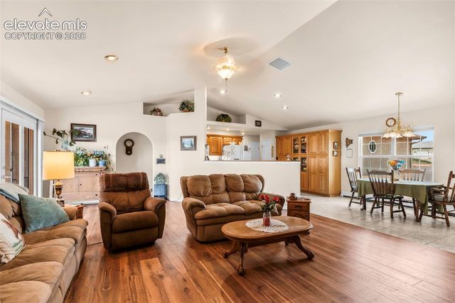 1165 S Oakleaf Drive, Pueblo West, CO 81007