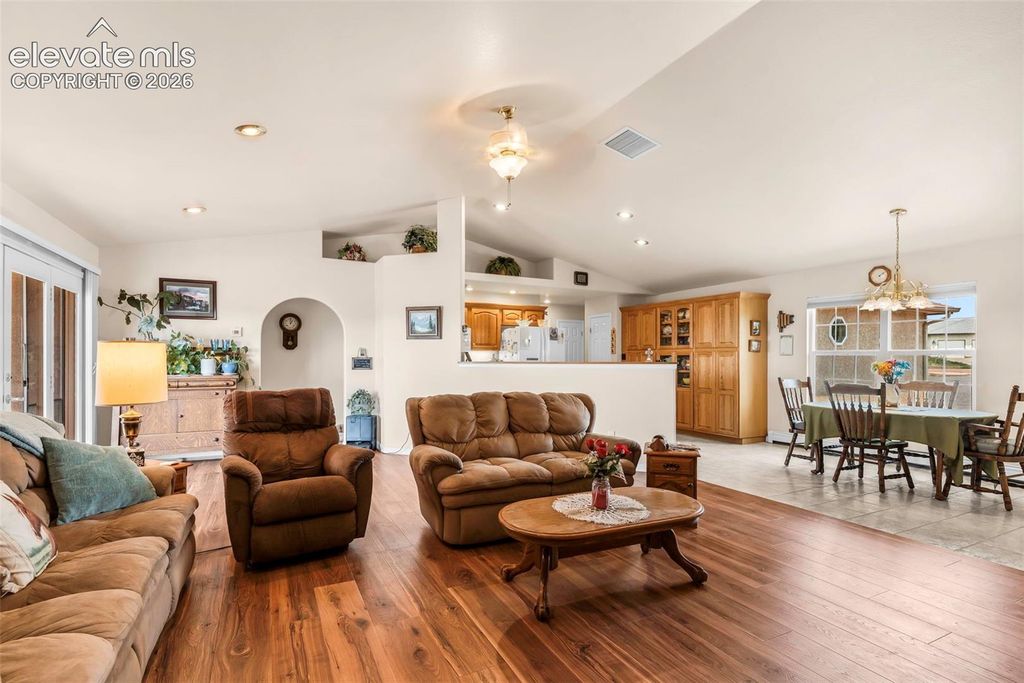 1165 S Oakleaf Drive, Pueblo West, CO 81007 — photo 5