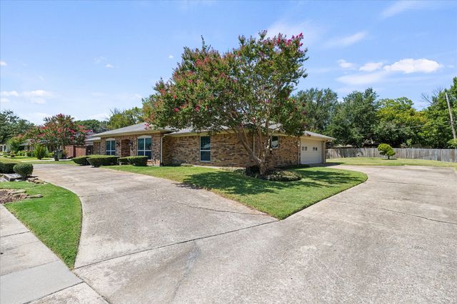 4001 Keele Drive, Garland, TX 75041