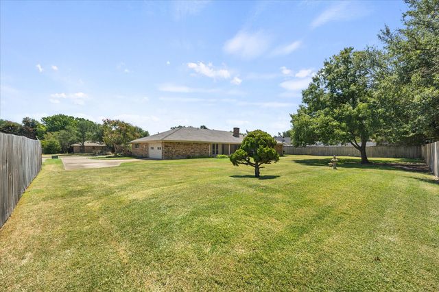 4001 Keele Drive, Garland, TX 75041