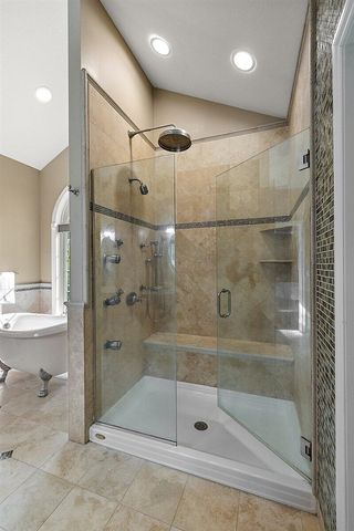 11137 Jeanette Drive, Whitmore Lake, MI 48189